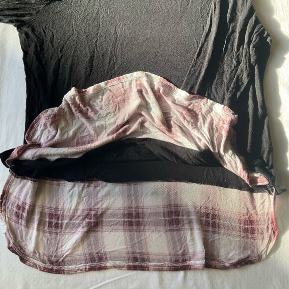 Como Vintage Women’s Long Sleeve Screw Neck T-shirt size L, Black & Red - Picture 8 of 9